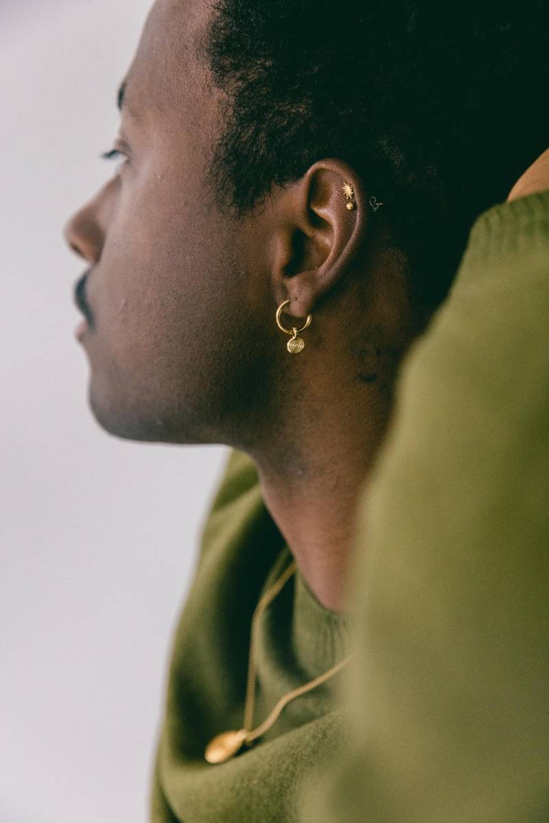 Mini Spiral Hoop Earrings | Vrnq von VRNQ