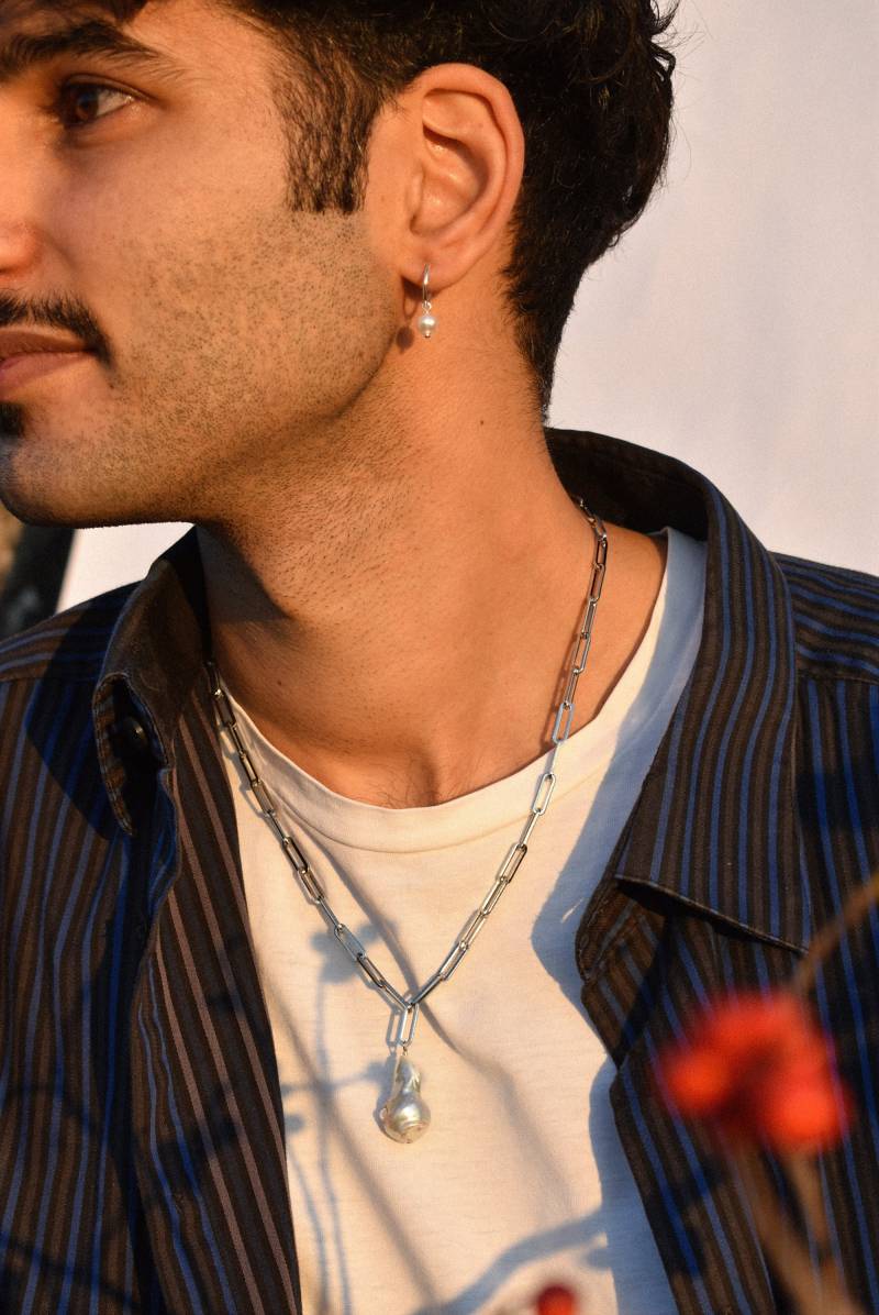 Single Hoop Earrings With Freshwater Pearls, 925 Silver - Ohrringe Aus Sterlingsilber Mit Süßwasserperle, Unisex | Vrnq von VRNQ