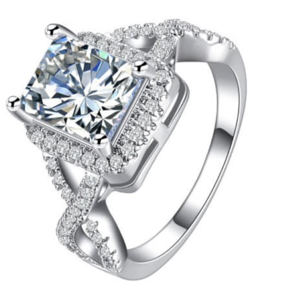 4.7Ct Weiß Gold Filled Infinity Saphir Ring, Verlobungsring, Winter Hochzeit, Eternity Ring von VaLaReseBoutique