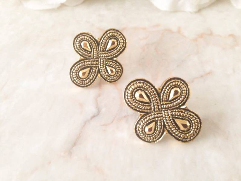 Ausgefallene Knoten Ohrringe, Gold Ohrringe, Kreuz Ohrringe, Band Ohrringe, Schicke Ohrringe von VaLaReseBoutique