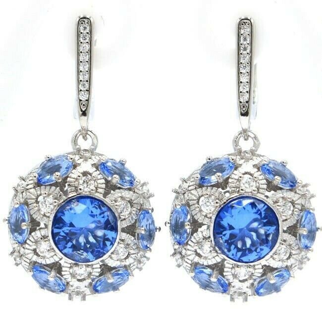 sterling Silber Große Kräftige Blaue Tansanit Edelstein Ohrhänger Mit Aaa Weiß Zirkon von VaLaReseBoutique