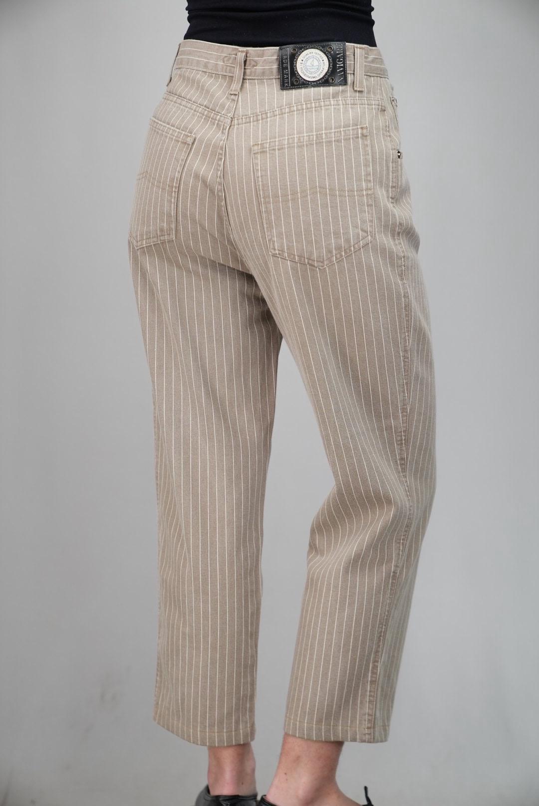 Navigare Vintage Jeans in Beige Mit Nadelstreifen | Italienisch, 90Er Jahre Damengröße M-L Hergestellt Italien von Vabrix