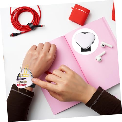 Vaguelly Herzförmiges Magnetisches Armband aus Silikon Stark Haftend Slap Bracelet Handgelenkband Werkzeug für Friseure Dekoratives Accessoire für Valentinstag und Freunde von Vaguelly