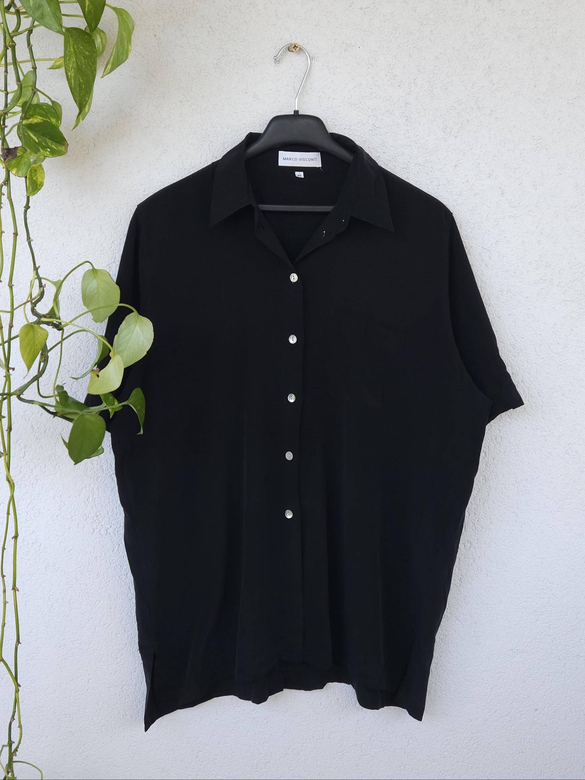 Vintage 90Er Seidenhemd Von Marco Visconti - Kurzarm Damen Größe 40 | L Schwarzes Luftiges Reine Seide Sommer Shirt von VaiaVintage