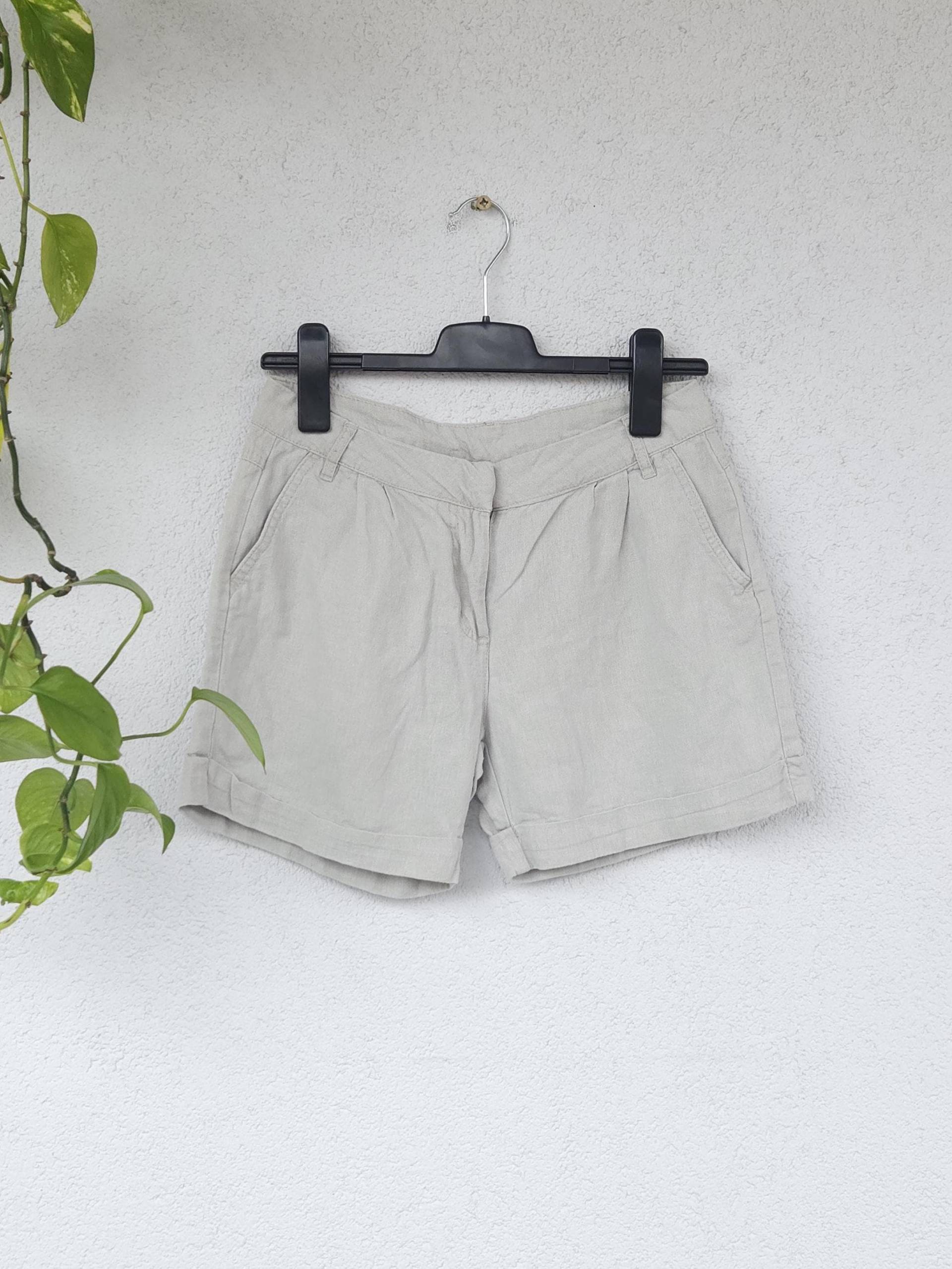 Vintage Beige Leinenhose Von Esmara - Damen Größe 36 | S Kurze Hose Shorts Aus Leinen Sommer von VaiaVintage