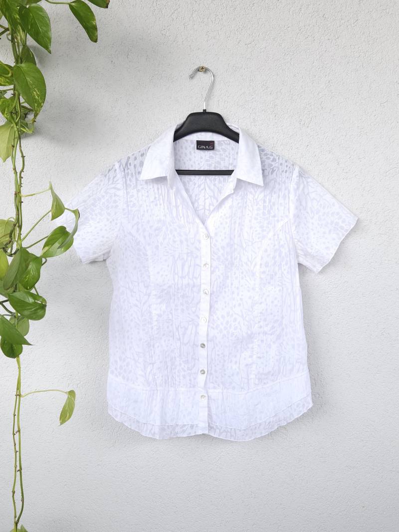 Vintage Bluse Kurzarm - Damen Größe 42 | xl Durchsichtig Weiß Mit Rüschchen Luftiges Sommer Hemd Shirt Retro 80S 90S Vintage Bluse Kurzarm - Damen Größe 42 | xl Durchsichtig Weiß Mit Rüschchen Luftiges Sommer Hemd Shirt Retro 80S 90S von VaiaVintage