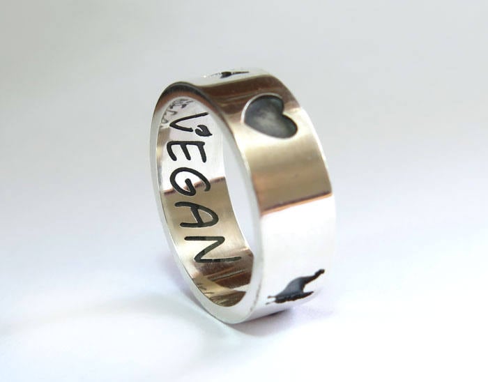 Vegan Ring, Tiere Geschenk Für Veganer, Silber Ring 925, Schmuck, Reinheit Band, Geschenk, Tierbefreiung Vegan Ring, Tiere Geschenk Für Veganer, Silber Ring 925, Schmuck, Reinheit Band, Geschenk, Tierbefreiung von VakadiJewelry