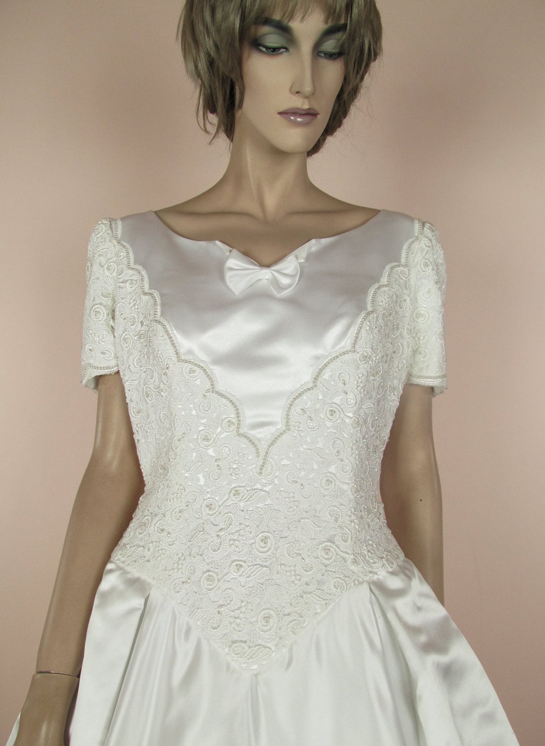 80Er Jahre Brautkleid Ballkleid Aus Macramè-Spitze, Made in Italy von ValenVintageWedding