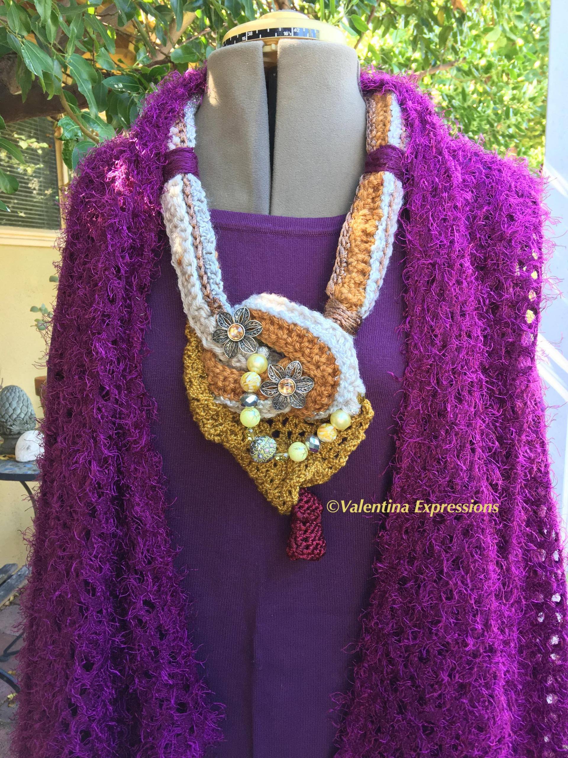 Besetztes Collier Besetztes Collier von ValentinaExpressions