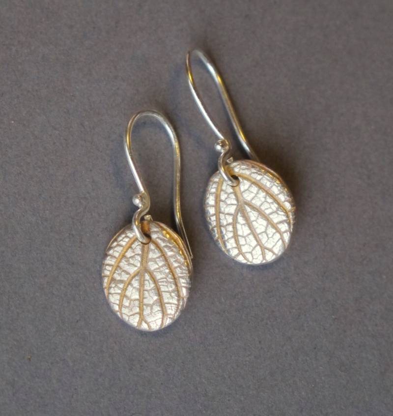 "Handgefertigte, Feine Silberohrhänger "Silver Leaf" Mit Sterling Silber Ohrhaken." "Handgefertigte, Feine Silberohrhänger "Silver Leaf" Mit Sterling Silber Ohrhaken." von ValentinasArtJewelry