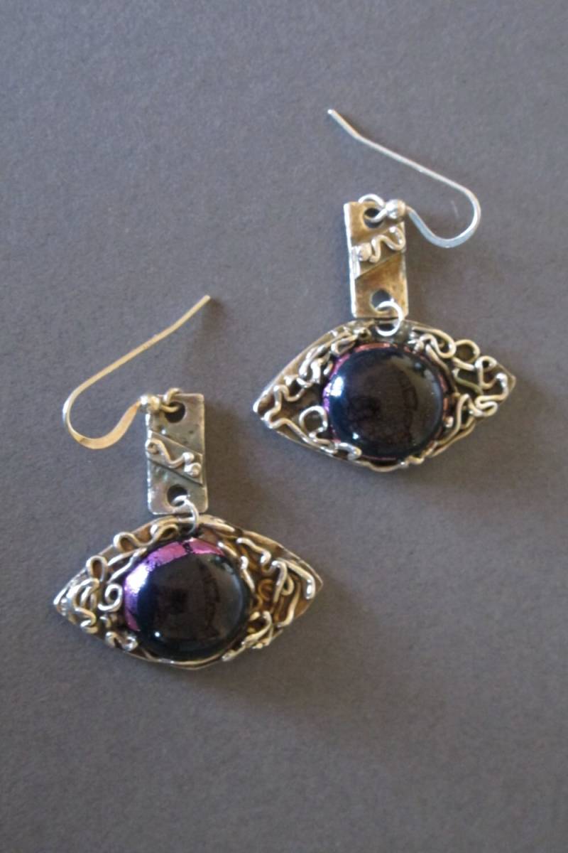 Silberohrringe"Protective Eyes" Handgefertigte Silber Mit Glascabochon, Reinem Silber, Pmc." Silberohrringe"Protective Eyes" Handgefertigte Silber Mit Glascabochon, Reinem Silber, Pmc." von ValentinasArtJewelry