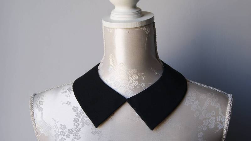 Schwarz Kragen Mit Band Spitze Form Abnehmbar Abnehmbarer Accessoires Für Frauen Zweiseitig Schlicht Peter Pan Klassisch Minimal von ValentinasBoutiquePL