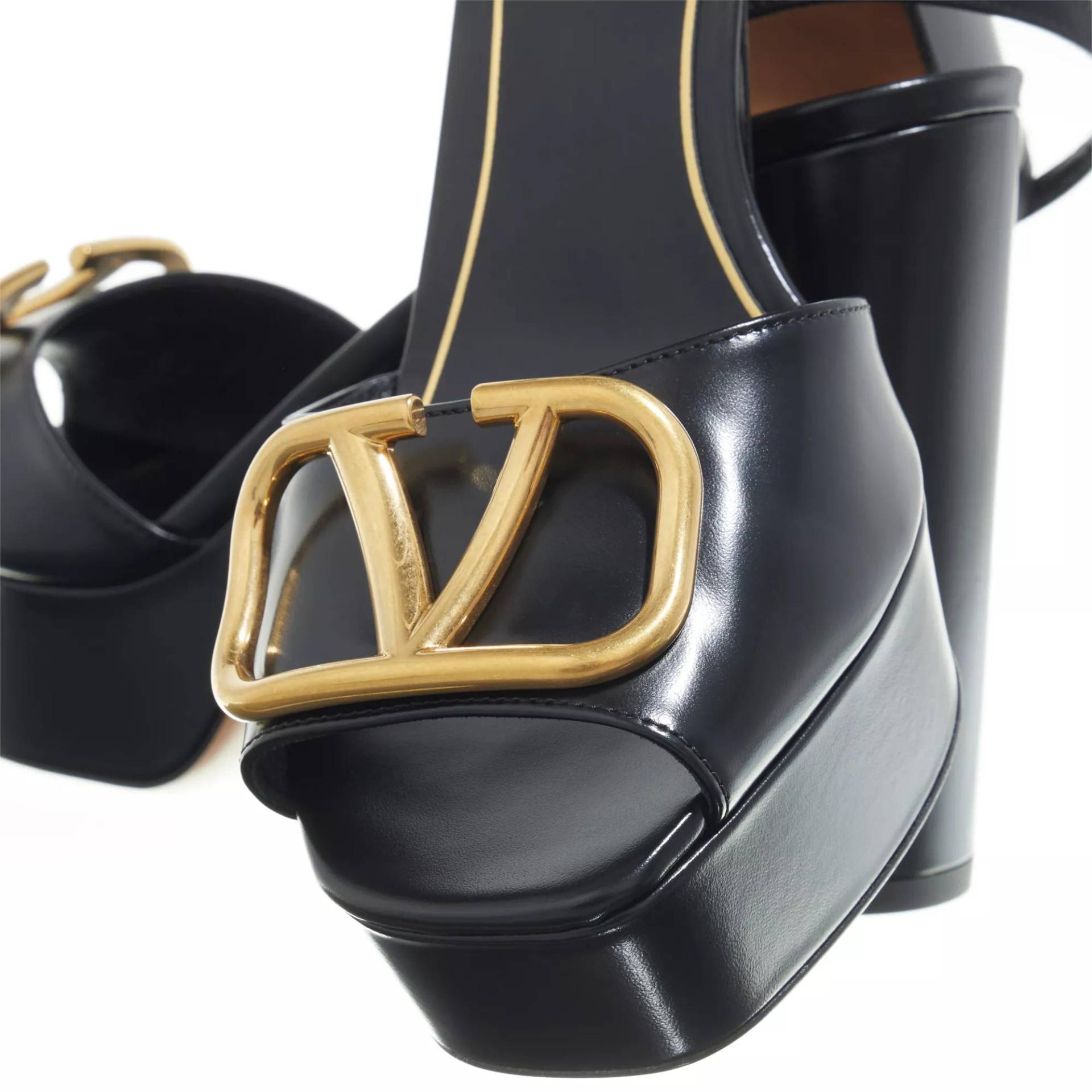 Valentino Garavani Sandalen & Sandaletten - Vlogo Signature Platform Sandals - Gr. 36 (EU) - in Schwarz - für Damen von Valentino Garavani