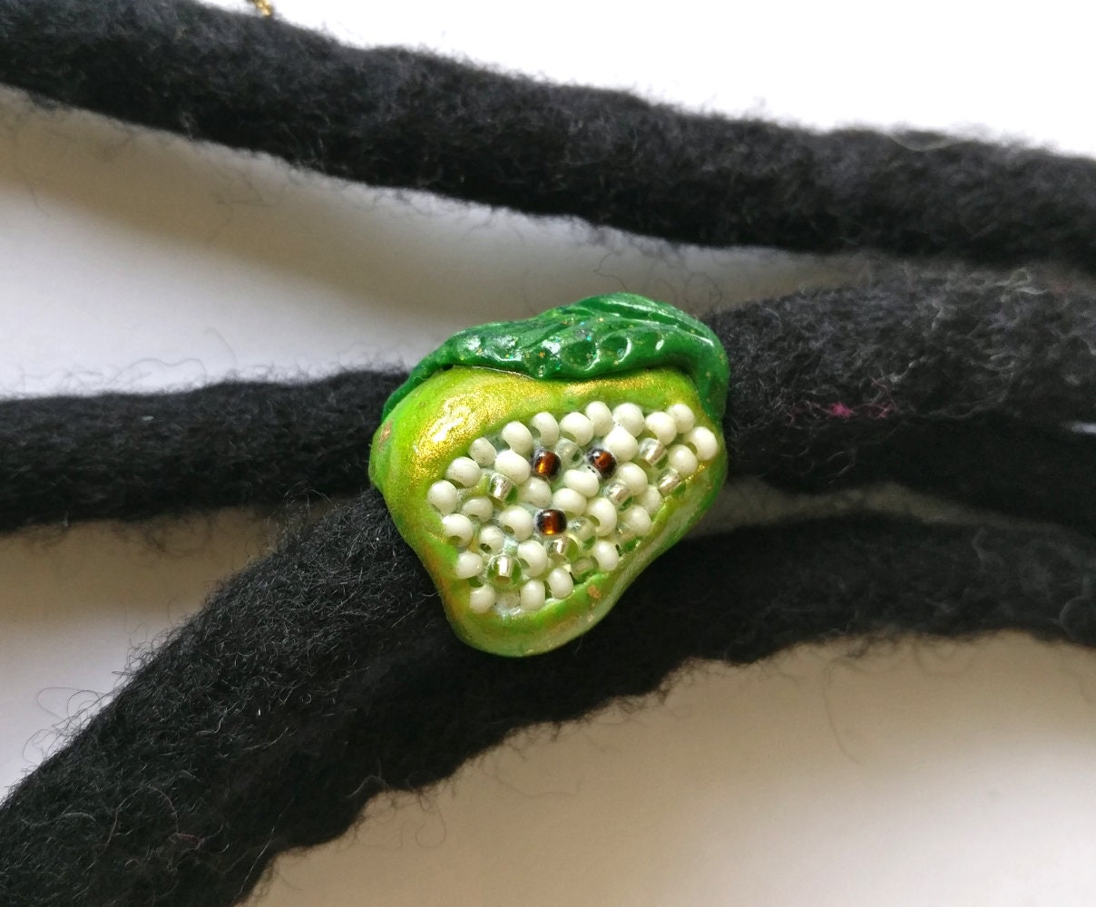 Birne, Fruchtperle, Leuchtende Frucht, Frucht-Dreadlocks, Sommerperle, Glitzer Für Dreadlocks, Spektakuläre Perle, Grün Und Weiß, Perlensamen Birne, Fruchtperle, Leuchtende Frucht, Frucht-Dreadlocks, Sommerperle, Glitzer Für Dreadlocks, Spektakuläre Perle, Grün Und Weiß, Perlensamen von ValeriBell