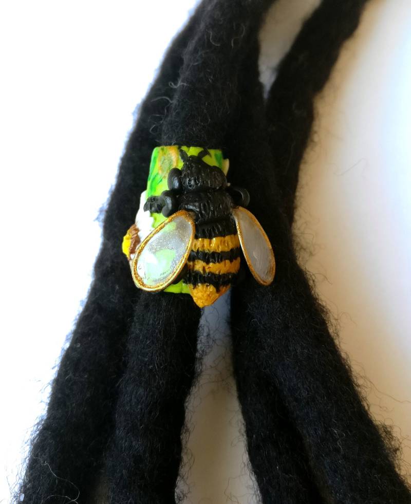 Hummel, Insektenperle, Biene, Dreadschmuck, Gestreift, Schwarz, Gelb, Dreadaccessoires, Dreadlockperle, Schicke Perle Hummel, Insektenperle, Biene, Dreadschmuck, Gestreift, Schwarz, Gelb, Dreadaccessoires, Dreadlockperle, Schicke Perle von ValeriBell