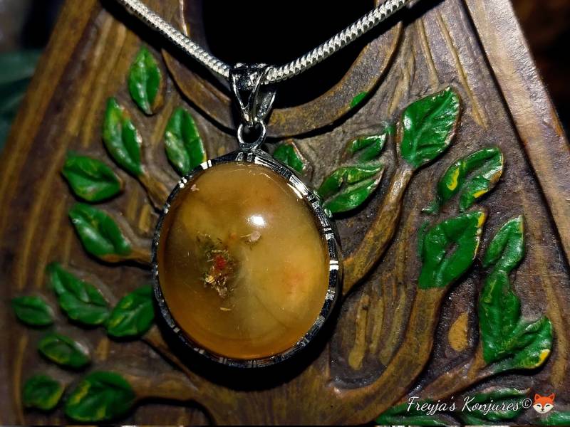 Goldener Kaninchenhaar Amphibole Peachy Quarz Statement Anhänger Mit Epidot Und Garten Einschlüssen - "Foxe's New Coat" von ValhallaGems