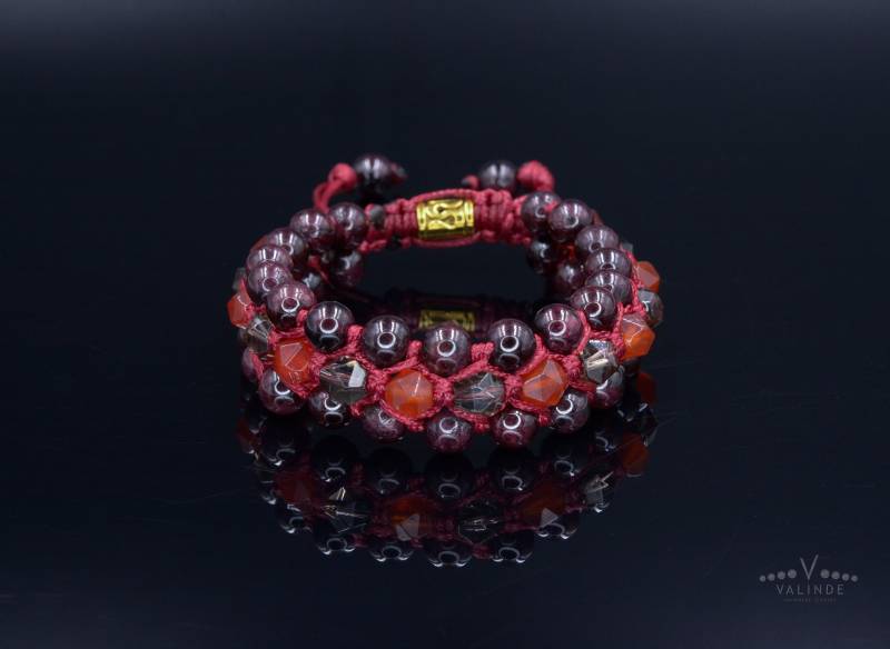 Herren Granat 3 Reihiges Armband Feuer Achat Rauchquarz Dreifach Kristall Rotes Geschenk Für Männer Makramee von Valinde