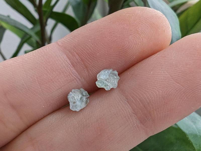 Rohe Aquamarin-Ohrstecker Sterling Silber, März Geburtsstein von VallomaJewelryShop