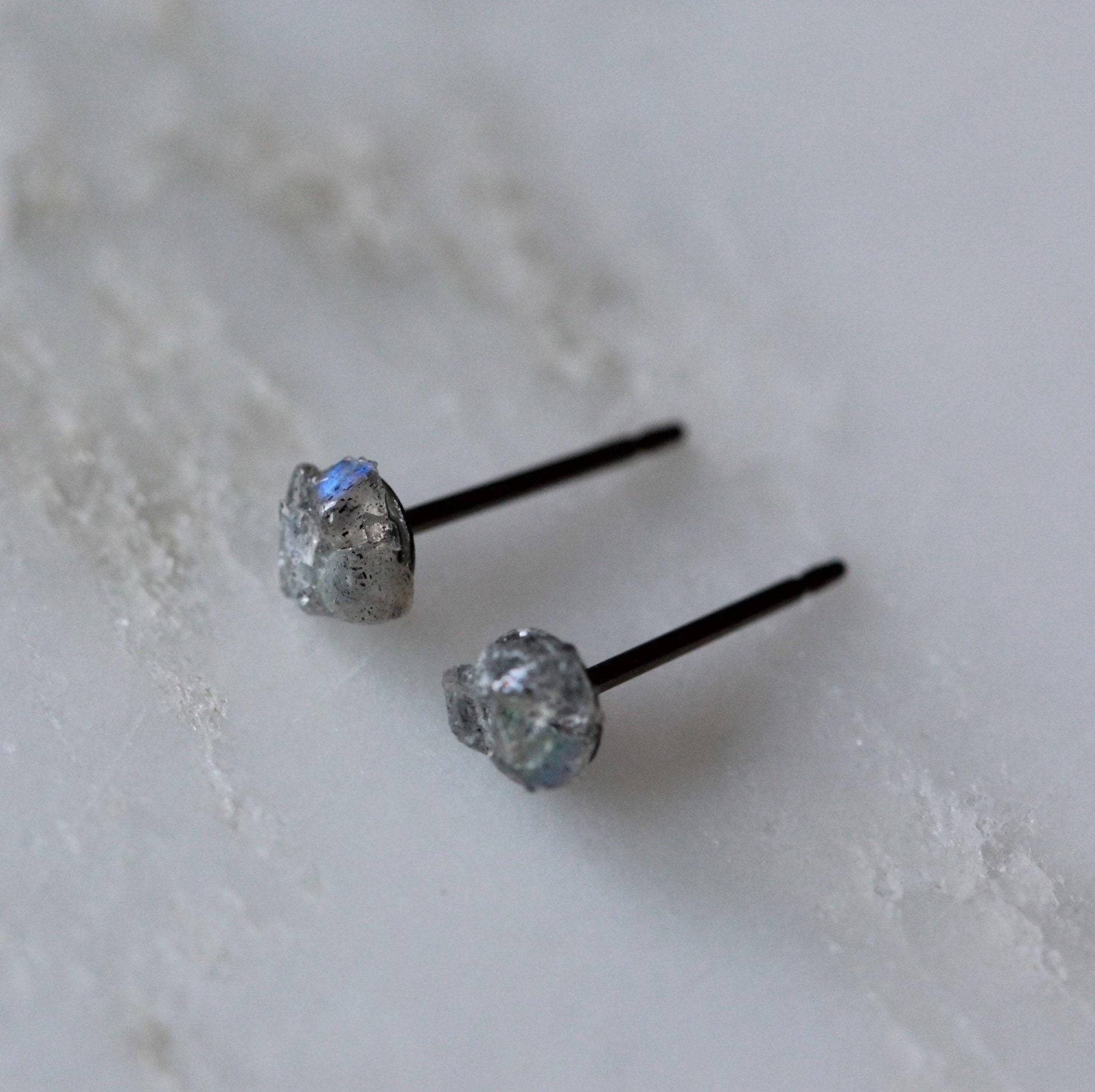 Rohe Labradorit Ohrstecker Hypoallergene Titan Beiträge von VallomaJewelryShop