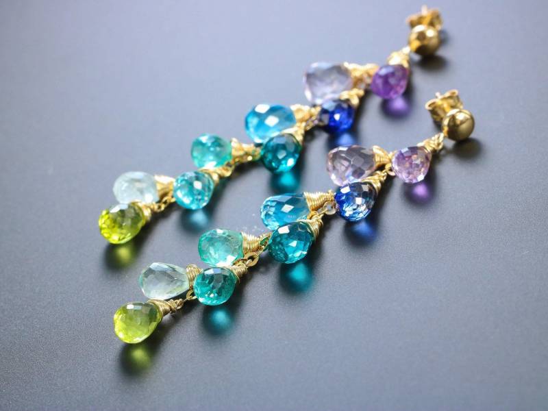 Regenbogen Edelstein Hängeohrringe, 14K Gold Filled Draht Gewickelt von Valltasy