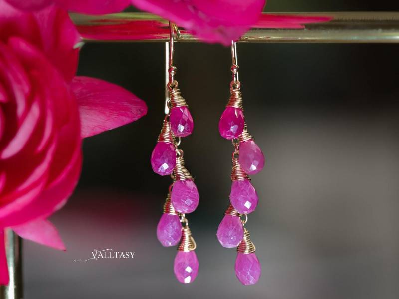 14K Solid Gold Rosa Saphir Tropfen Ohrringe von Valltasy