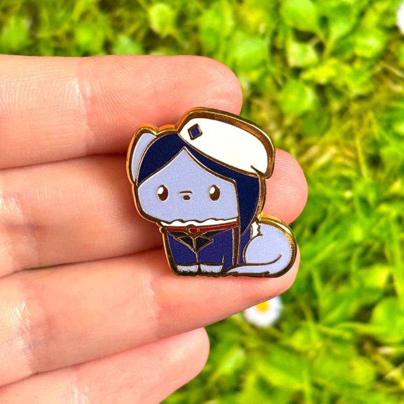 Süßer Chibi Caitlyn Mongoose Emaille Pin von Valtassi
