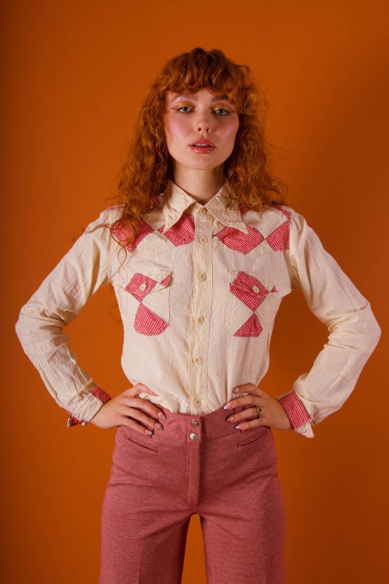 Vintage Deadstock 100% Baumwolle Patchwork Button Up Western Boho Bluse von VampRodeoVintage