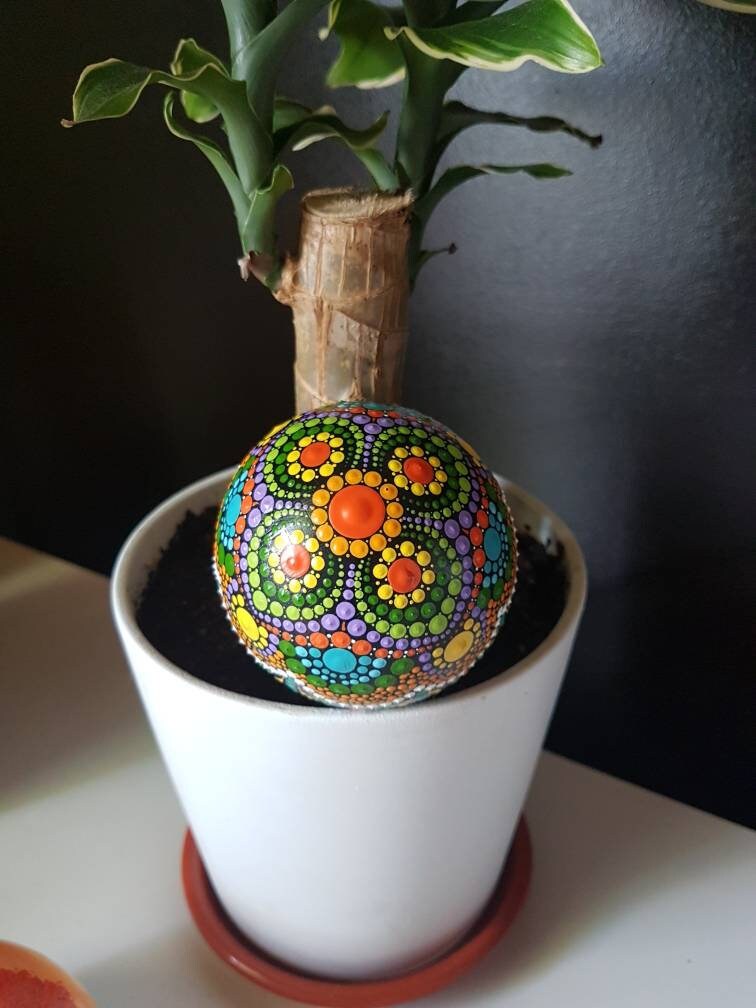 Wood Mandala Sphere Wood Mandala Sphere von VaneadanCreaciones