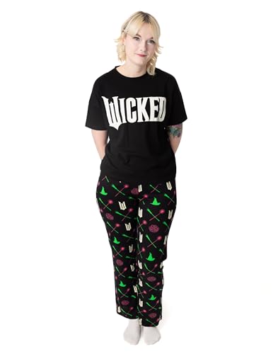 Vanilla Underground Wicked Pyjama-Set für Damen | Kurzärmliges Oberteil mit Wicked-Logo-Grafik für Erwachsene und Pyjamahose mit langem Bein in Schwarz | Damen-Hexen-Spitzhut von Vanilla Underground