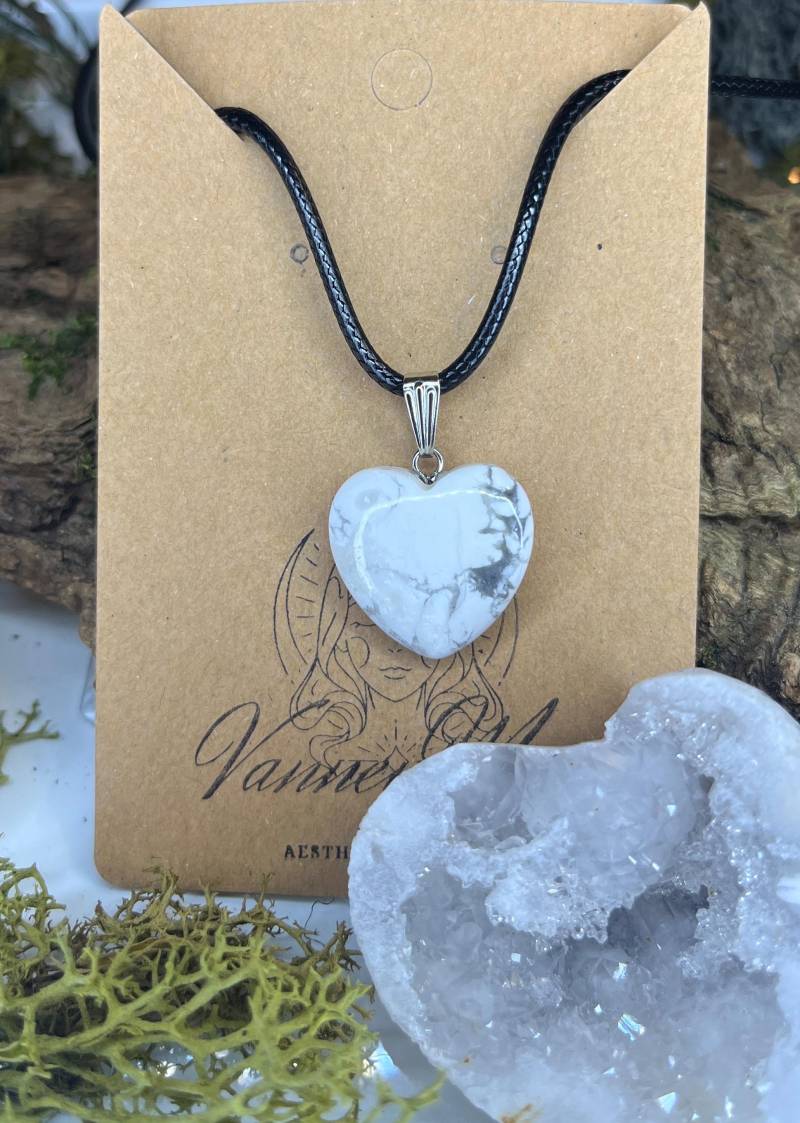 Howlith Halskette Herz/Heilstein Kette von VanneyMoons