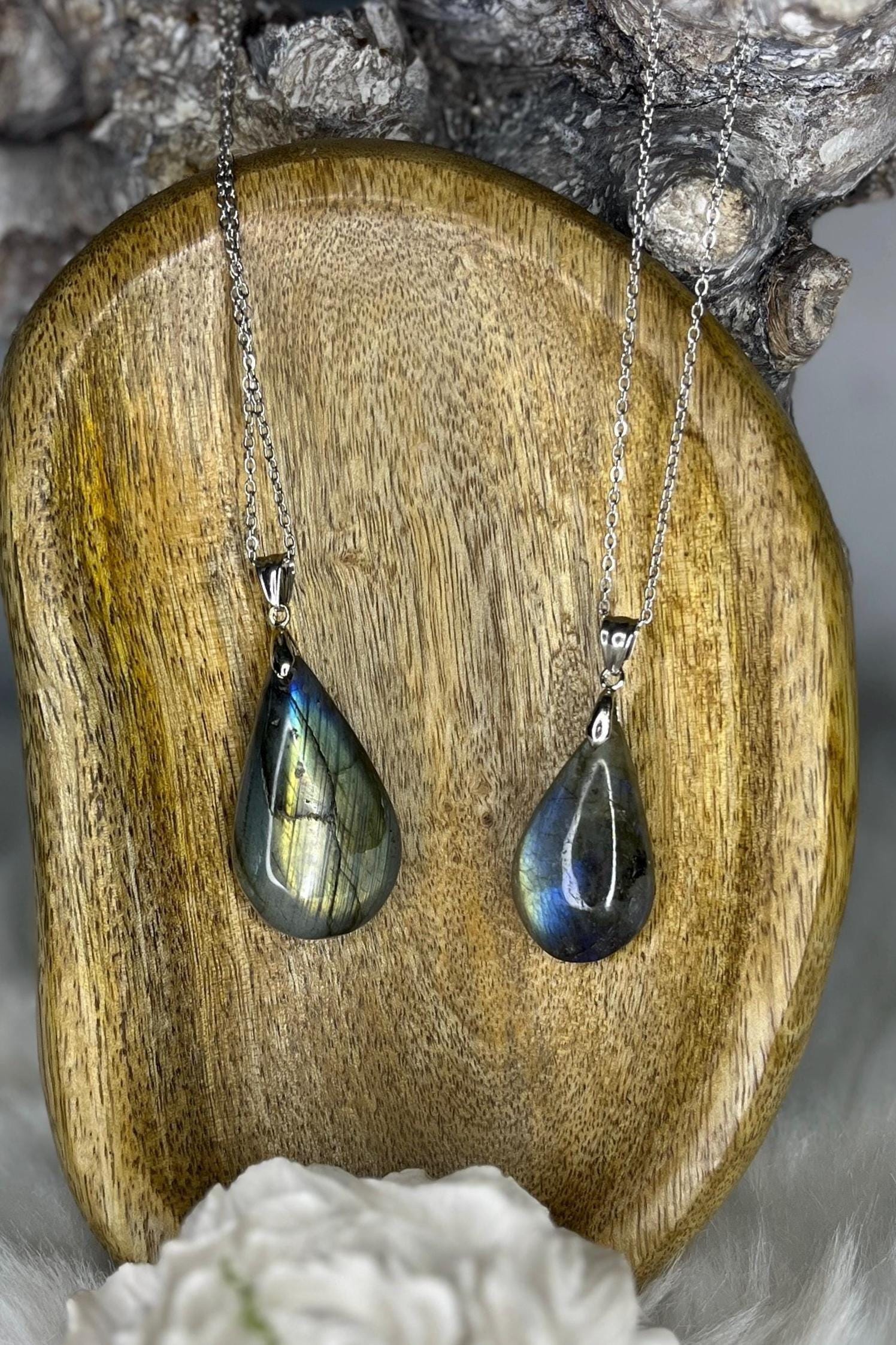 Labradorit Halskette Träne von VanneyMoons