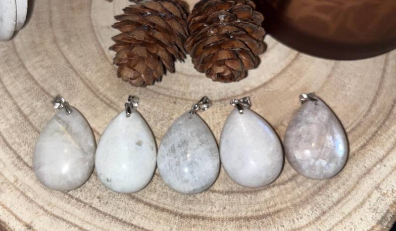 Mondstein Träne 925 Sterling Silber Halskette von VanneyMoons