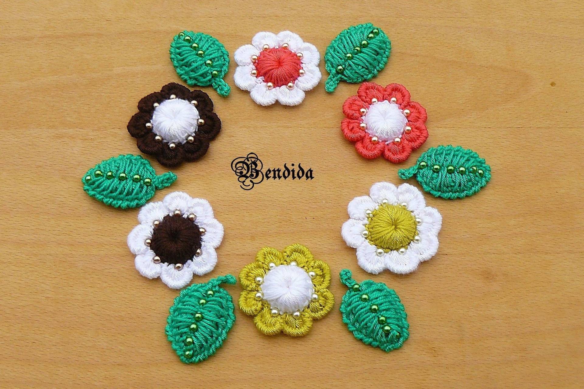 Gehäkelte Applikation Blume Und Blatt Mit Aufnähperle | Set 6+6 Gehäkelte Applikation Blume Und Blatt Mit Aufnähperle | Set 6+6 von VanqG