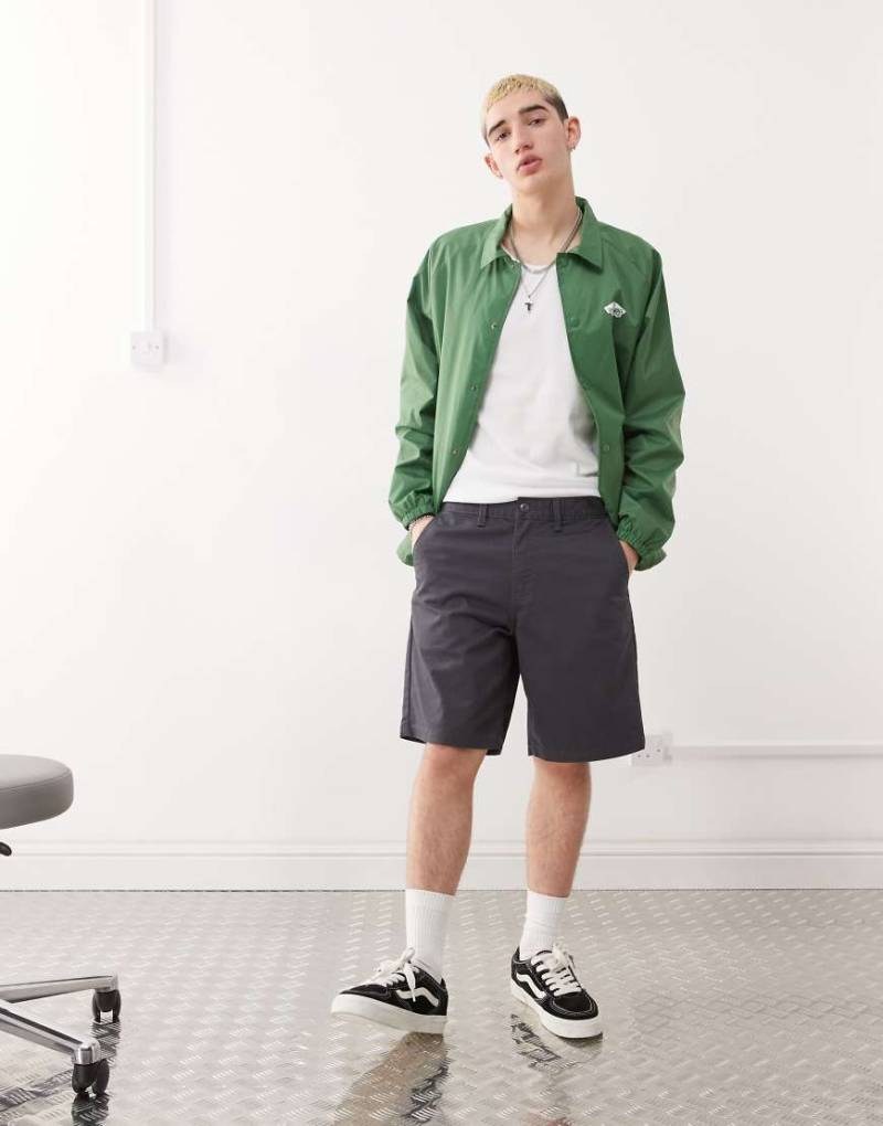 Vans Authentic - Locker geschnittene Chinohose in Dunkelgrau von Vans