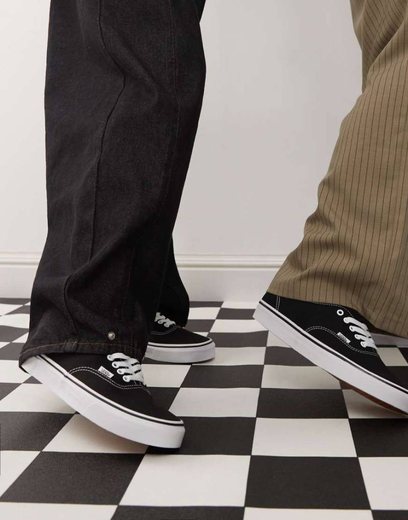 Vans Authentic - Sneaker in Schwarz und Weiß von Vans