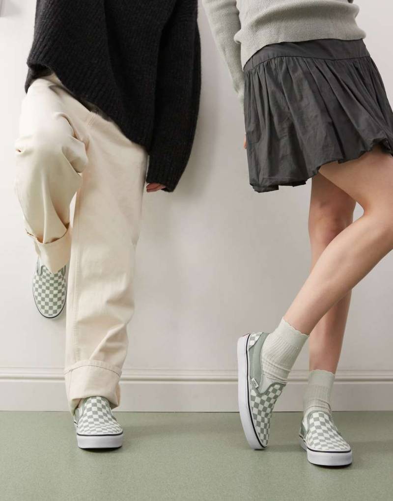 Vans Classic - Slip-On Colour Theory - Sneaker zum Reinschlüpfen in Hellgrün mit Schachbrettmuster von Vans