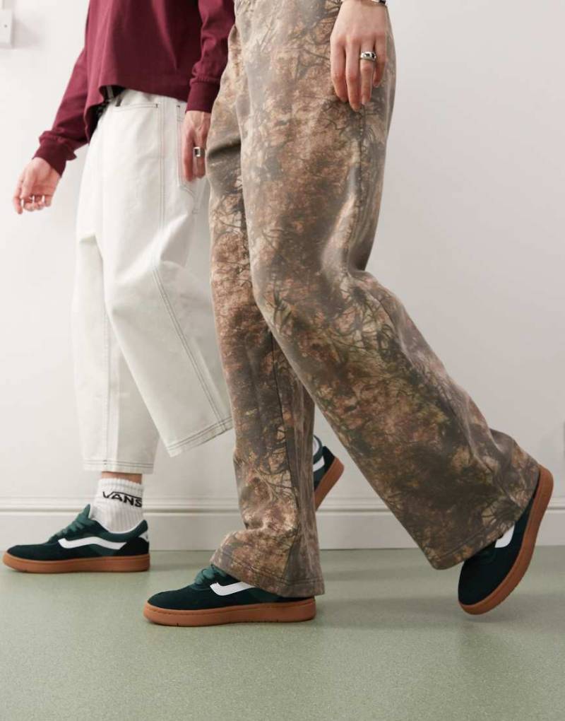 Vans - Cruze 3.0 - Sneaker aus Wildleder in Dunkelgrün mit Gummisohle von Vans