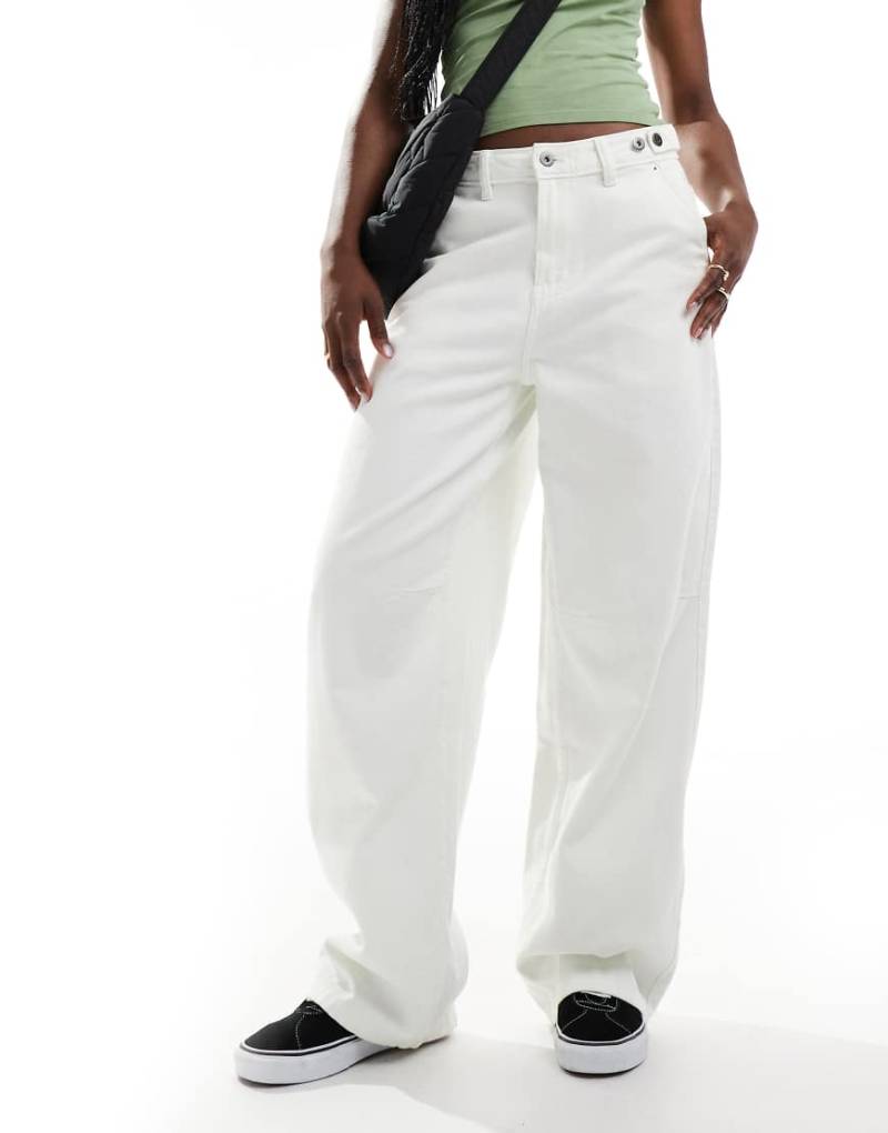 Vans - Curbside - Baggy-Hose in gebrochenem Weiß von Vans
