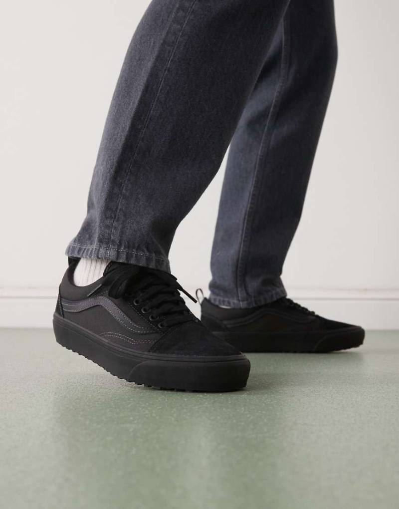 Vans - MTE Old Skool - Isolierte Sneaker in Triple-Schwarz von Vans