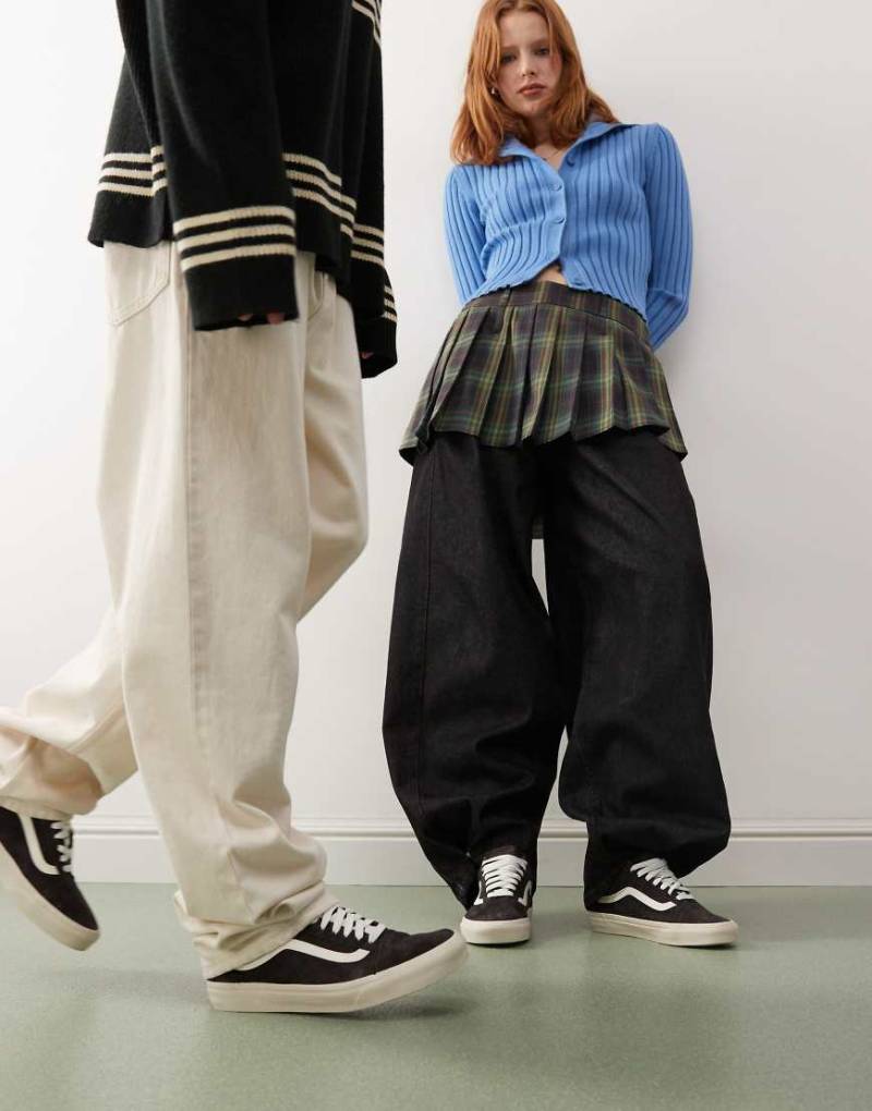 Vans - Old Skool Pig Suede - Sneaker aus Veloursleder in Dunkelbraun von Vans