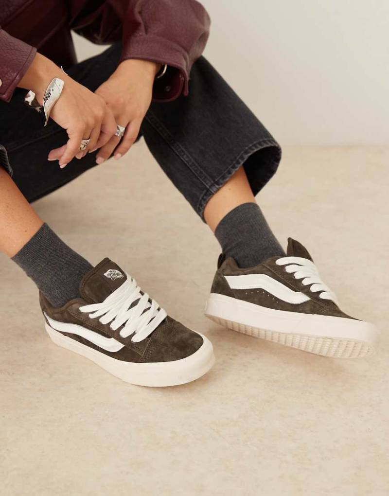 Vans - Old Skool - Sneaker in Dunkelbraun aus Schweinswildleder-Brown von Vans