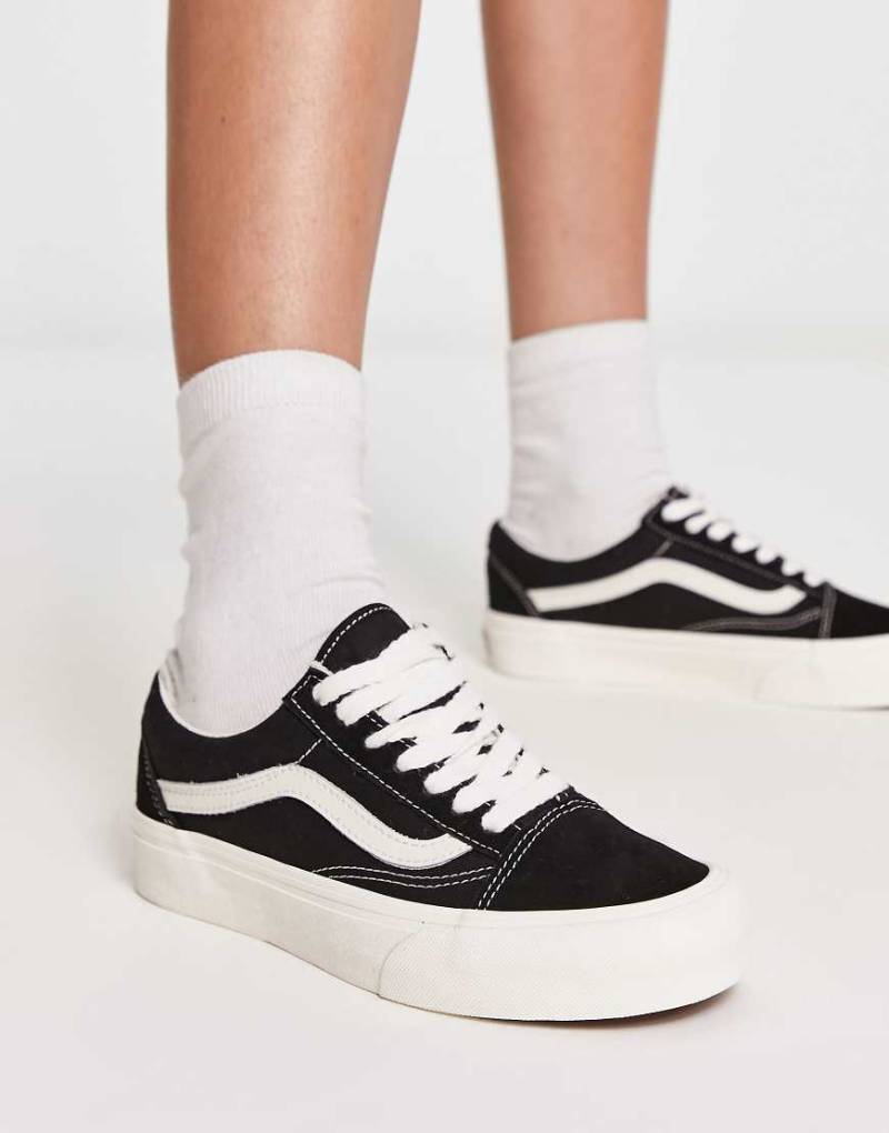 Vans - Old Skool vr3 Premium - Sneaker in Schwarz und Weiß von Vans