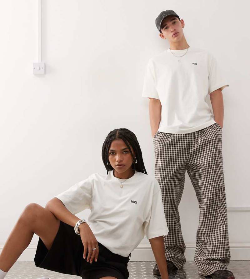 Vans - Oversize-T-Shirt mit Logo auf der linken Brust in Wollweiß, exklusiv bei ASOS von Vans