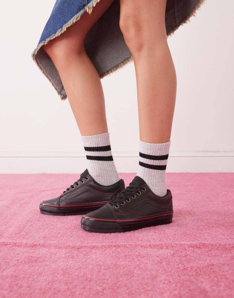 Vans - Premium Old Skool - Leder-Sneaker in Dunkelrot und Schwarz von Vans