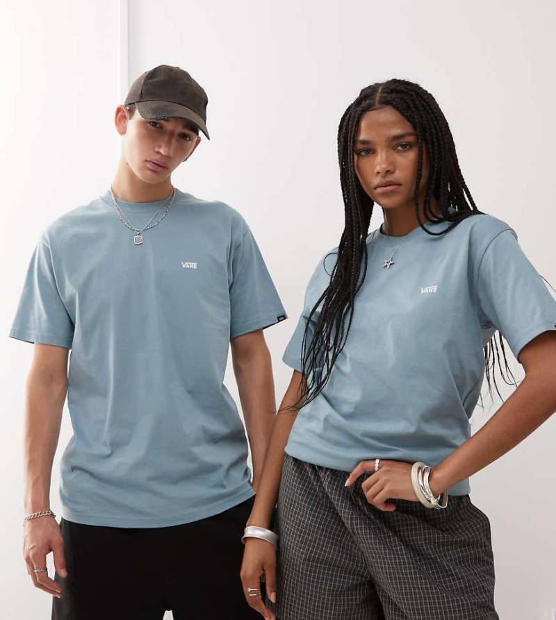Vans - T-Shirt in Blau mit Logo auf der linken Brust, exklusiv bei ASOS von Vans