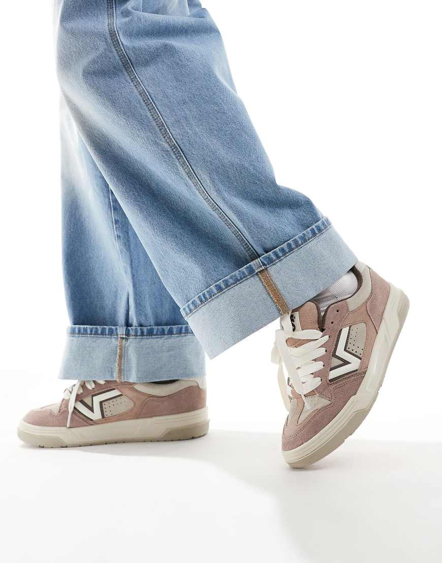 Vans - Upland - Sneaker in kräftigem Taupe-Braun von Vans