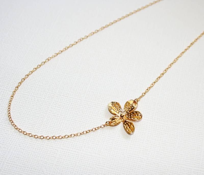 Lilie Blume Halskette in Sterling Silber | Gelb Gold Überzogen von VaraJewels