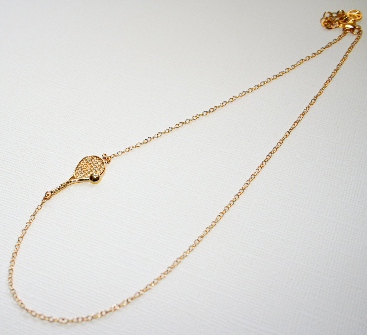 Tennisschläger Halskette Aus Sterling Silber | 18K Gelbgold-Vergoldung Tennisschläger Halskette Aus Sterling Silber | 18K Gelbgold-Vergoldung von VaraJewels