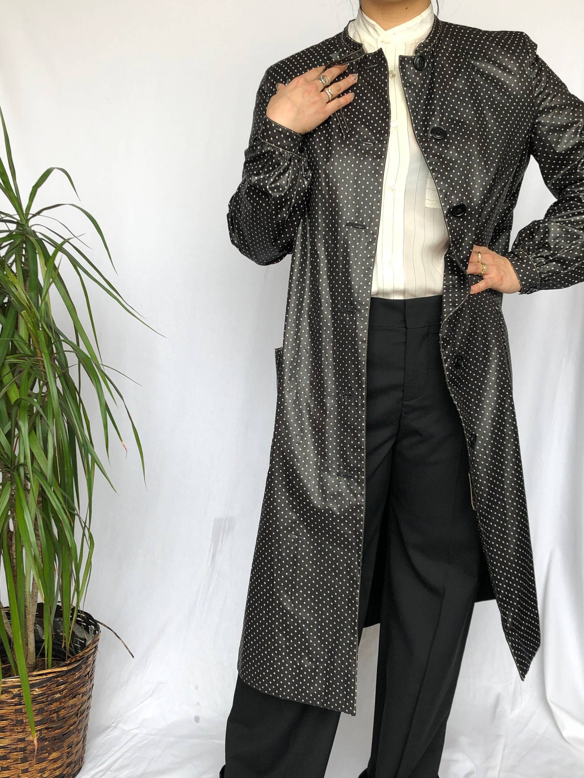 Bill Blass Vintage 60Er Schwarz Polka Dot Trench Regenmantel M von VaraVintageNYC