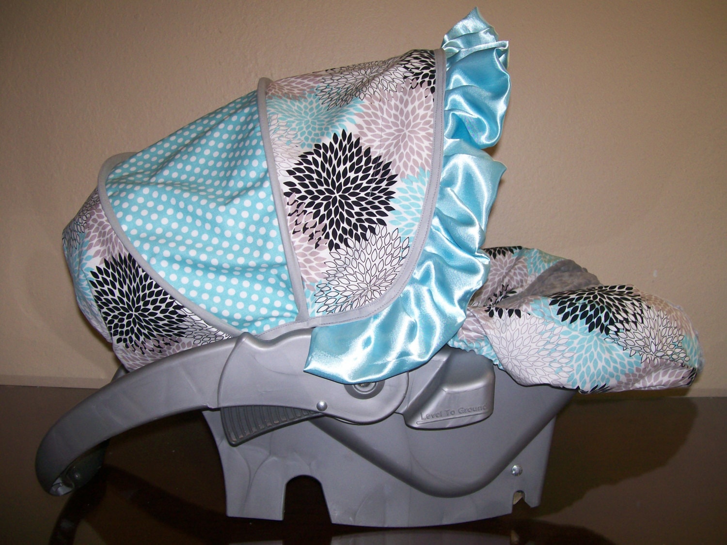 Aqua Floral Baby Auto Sitzaufbedeckung von VariegatedThread